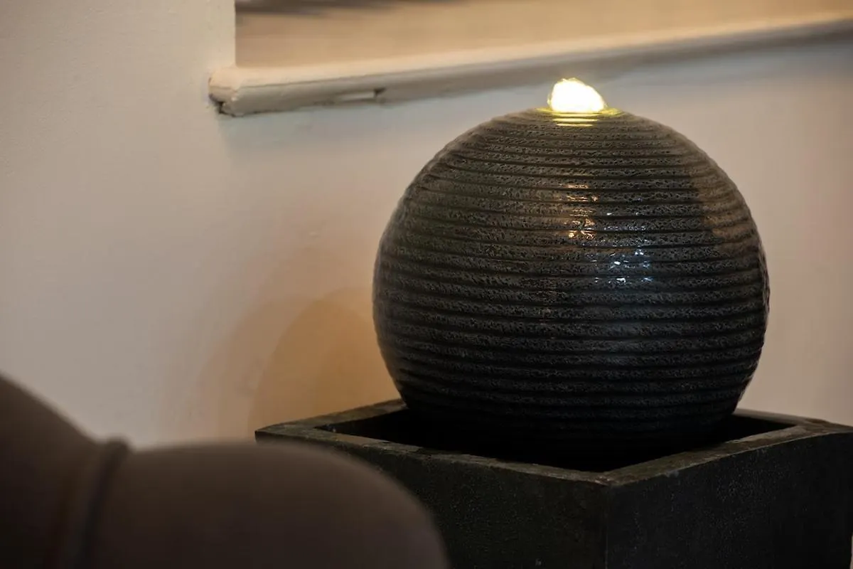 Bradford Luxury Central Apartment With Jacuzzi  Bradford (West Yorkshire)
